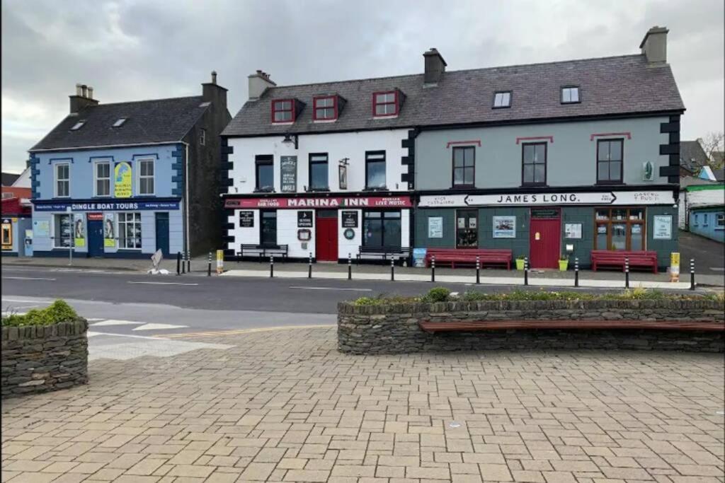 Centre Of Dingle Town - Luxury Holiday Apartment 외부 사진