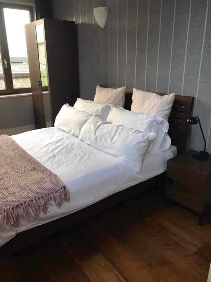 Centre Of Dingle Town - Luxury Holiday Apartment 외부 사진